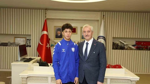Muhammed Gölha'dan Gümüş Madalya Başarısı