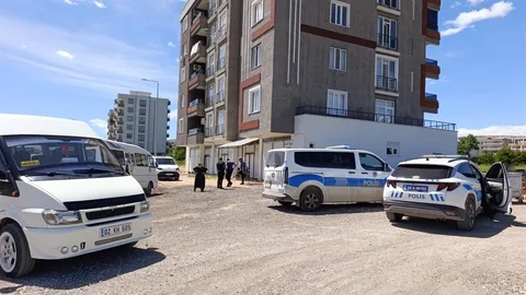Adıyaman'da Üvey Kız Kardeşini Kaçırma Girişimi