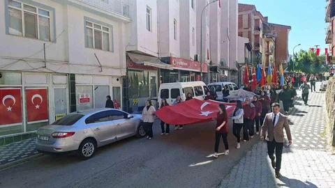Hisarcık’ta Gençlik Yürüyüşü Yapıldı