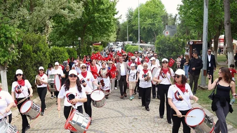 Efeler'de 19 Mayıs Gençlik Şenliği Kutlandı