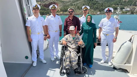 Bozyazı'da Tcsg 309 Sahil Güvenlik Botu Vatandaşların Ziyaretine Açıldı
