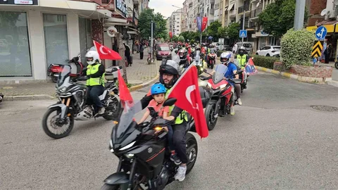 Nazilli’de Motosiklet ve Bisiklet Kutlaması