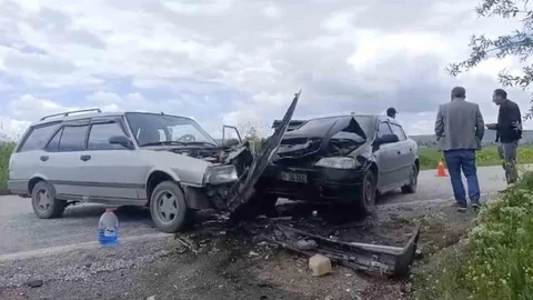Çorum'da Trafik Kazası: 3 Yaralı