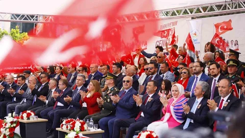 Denizli'de 19 Mayıs Kutlamaları Yapıldı