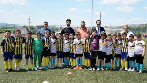 Tavşanlı’da Futbol Turnuvası Coşkusu