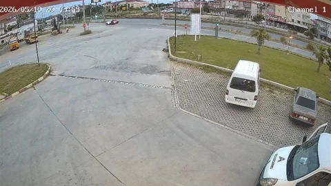 Motosiklet Kazası Antalya'da Meydana Geldi