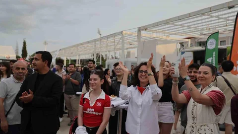 Muğla'da Gençlik Kokteyli Düzenlendi