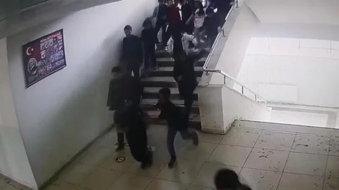 Malatya'da Deprem Paniği Görüntülendi