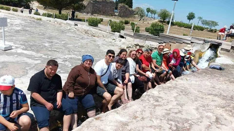 Acıpayam'daki Özel Bireylerin Pamukkale Gezisi