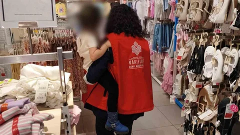 Yetim ve Öksüz Çocuklara Bayram Hediyesi