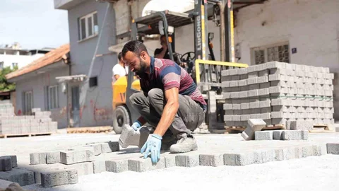 İncirliova'da Yeni Yol Çalışmaları Tamamlanıyor