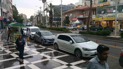 Şanlıurfa'da Sağanak Yağış Etkili Oldu