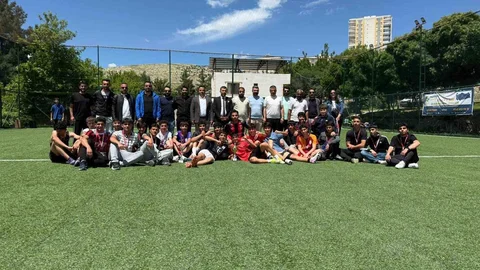 Diyarbakır'da Futbol Turnuvası Düzenlendi