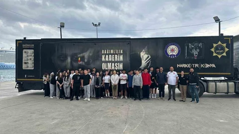 Kuşadası'nda Narkotır'a Yoğun İlgi