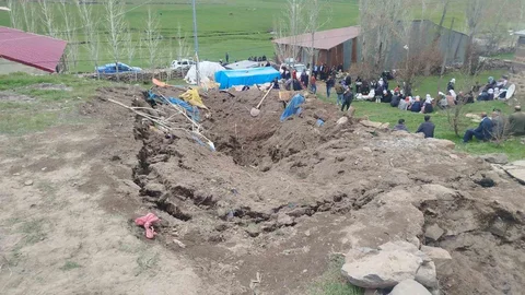 Tekman'da Ahır Çöktü, 1 Kişi Hayatını Kaybetti