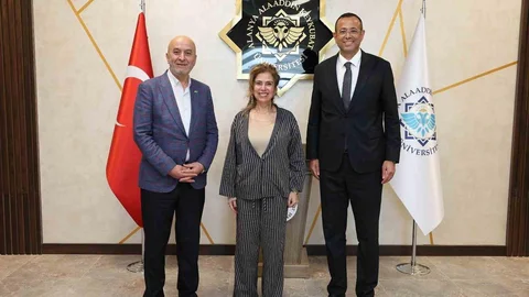 Prof. Dr. Kılıç: "Aile Geleceği Şekillendirir"