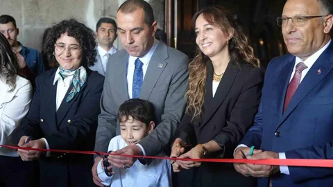 Iğdır'da Nakş-ı Saray Sergisi Açıldı