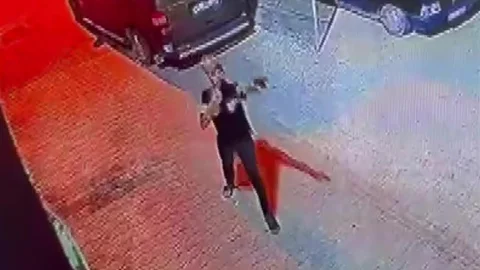 Adana'da Silahlı Saldırı Anları Kamerada
