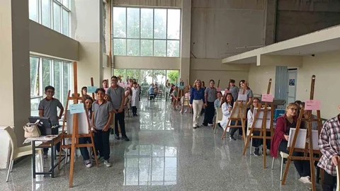 Öğrenciler Veli Oldu, Sıralar Yeniden Doldu