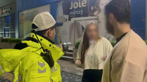Bursa'da Alkollü Kadın Sürücüyle İlginç Diyaloglar