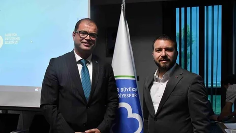 Balıkesir'de Yeni Başkan Uğur Baysal Seçildi
