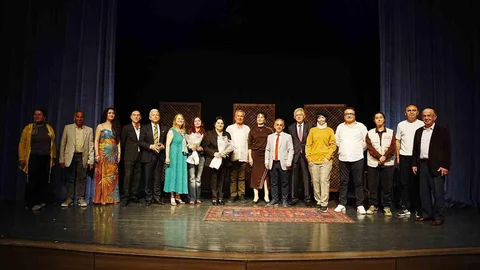 Çaycuma'da Tiyatro Gösterimi Gerçekleşti