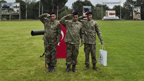 Özel Bireyler Asker Olma Heyecanı Yaşadı