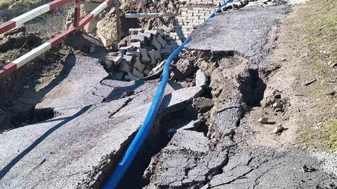 Kayseri Yeşilhisar'da Heyelan Sonrası Geoduvar Yapımı Başladı