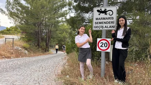 Marmaris'te Öğrencilerden Semender Koruma Projesi