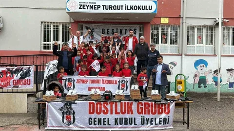 Adıyaman'da Çocuklara Spor Malzemesi Dağıtıldı