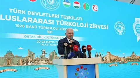 Binali Yıldırım'dan Yeni Türk Alfabesi Açıklaması