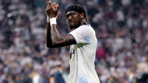 Tammy Abraham Tarihe Geçti