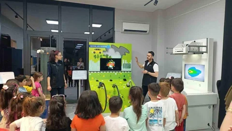 Balıkesir'de Çocuklara Bilim Eğitimi