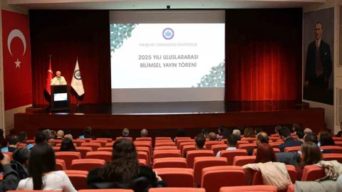 Eskişehir'de Bilimsel Yayın Töreni Düzenlendi