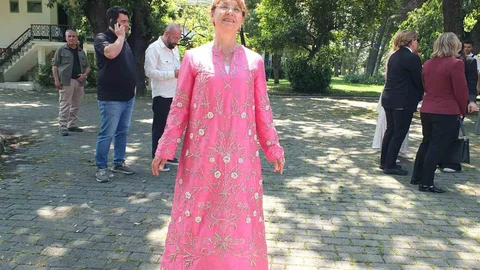 Burhaniye'de Eski Gelinlik Tanıtımı