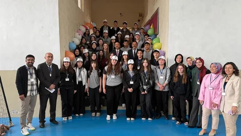 Erzincan'da Bilim Fuarı Düzenlendi