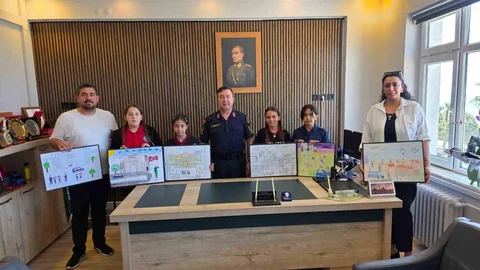 Esenköy'de Öğrenciler Jandarmaya Teşekkür Ziyareti