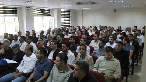 Cizre'de Eğitim Toplantısı Gerçekleşti