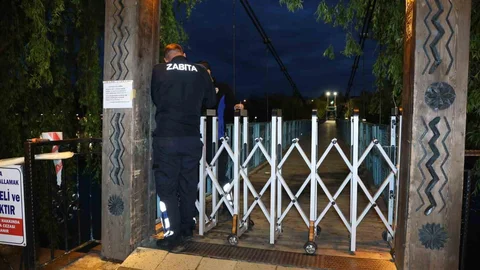 Kızılırmak Nehri Taştı, Köprü Kapatıldı