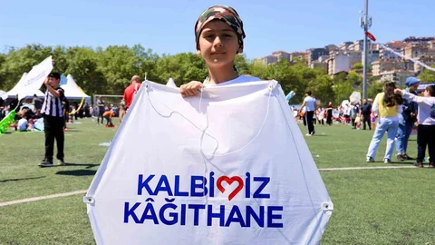 Kağıthane’de Uçurtma Şenliği Coşkusu