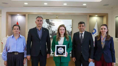 Antalya Büyükşehir Belediyesi Çevre Ödülü Aldı