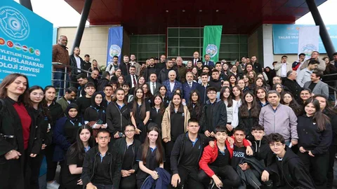 Türk Dünyası 2040 Vizyonu Talas'ta Belirlendi