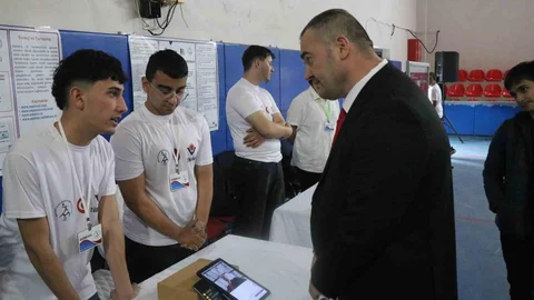 Bolu'da Öğrencilerden Yapay Zeka ile İşaret Dili Projesi
