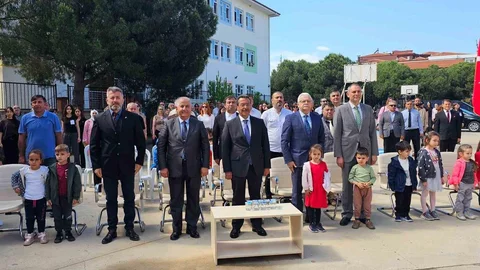 Gençlerin Yetenekleri Burhaniye'de Sergilendi