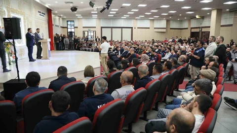 Başkan Öztekin Bayram Sevincini Paylaştı