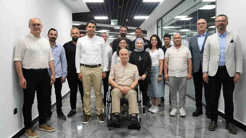 Alanya'da Başkan Özçelik Personelle Bayramlaştı