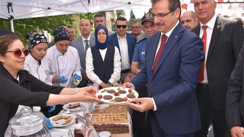 Salihli'de Coğrafi Lezzetler Tanıtıldı