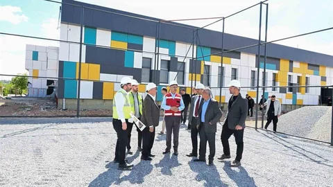 Malatya'da Spor Kompleksi İnşaatı Devam Ediyor
