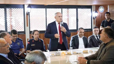 Yahyalı’da Resmi Bayramlaşma Töreni Yapıldı
