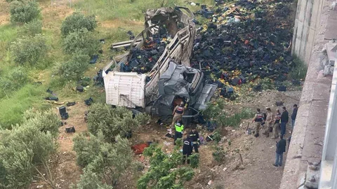 Gaziantep'te Tır ve Otomobil Kazası